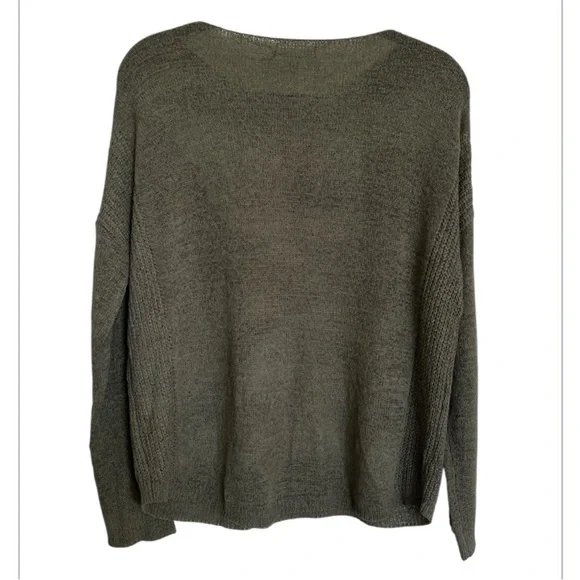 Lulu's Green Sweater - Picture 6 of 9